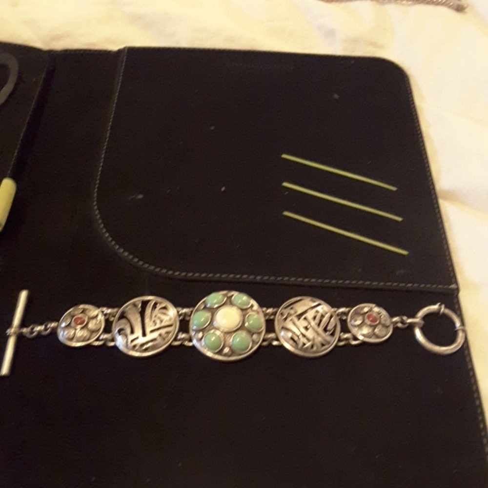 Jewelry - Picture 2 of 2